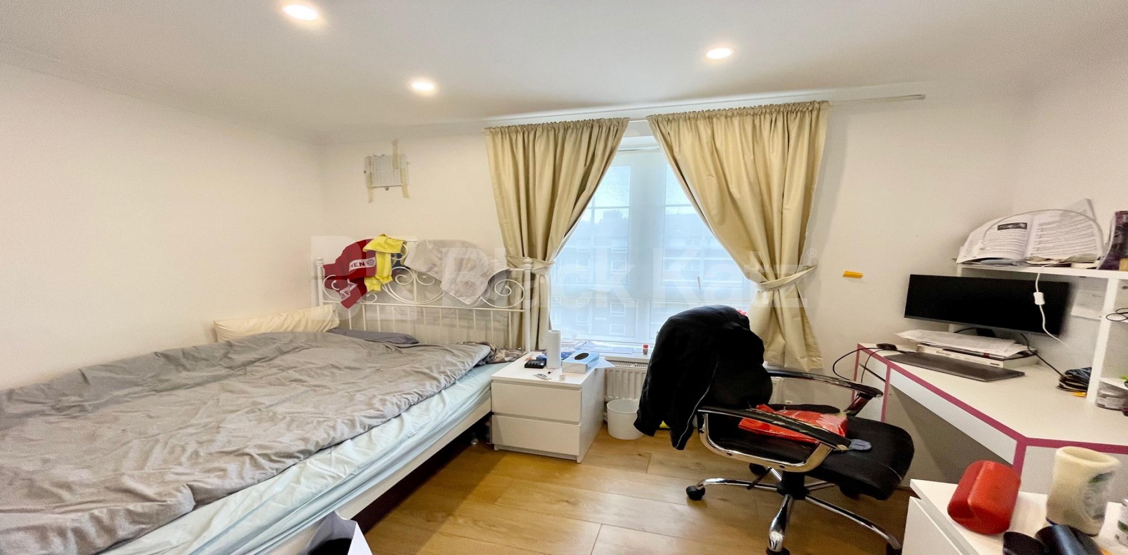 			LET , 4 Bedroom, 1 bath, 1 reception Apartment			 Long Lane, Borough / London Bridge